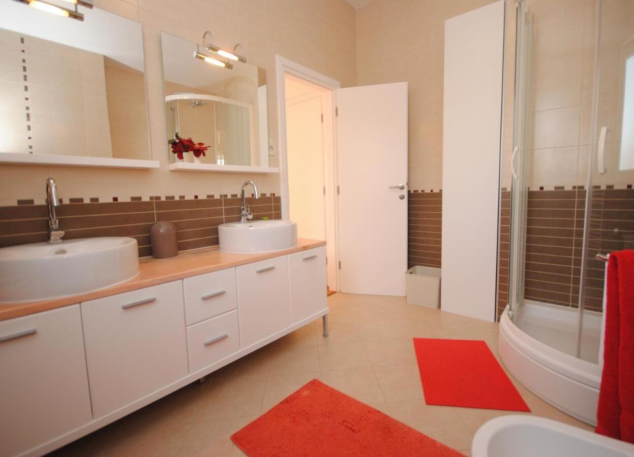 Seaview Luxury Apartment "Lucy" With Terrace & Vintage Summer Kitchen Trogir Luaran gambar